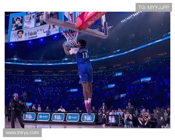 理查德森预赛首轮砍45.4分